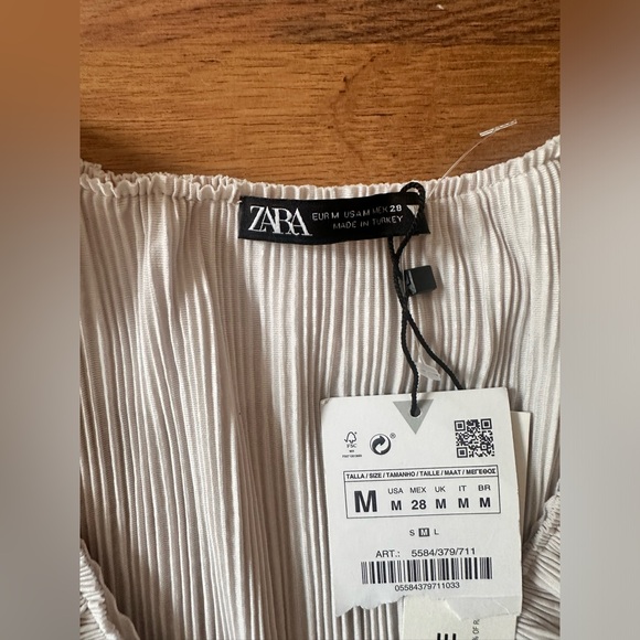 Zara two-tie front trendy top with ruffle detail NWT - Picture 4 of 5